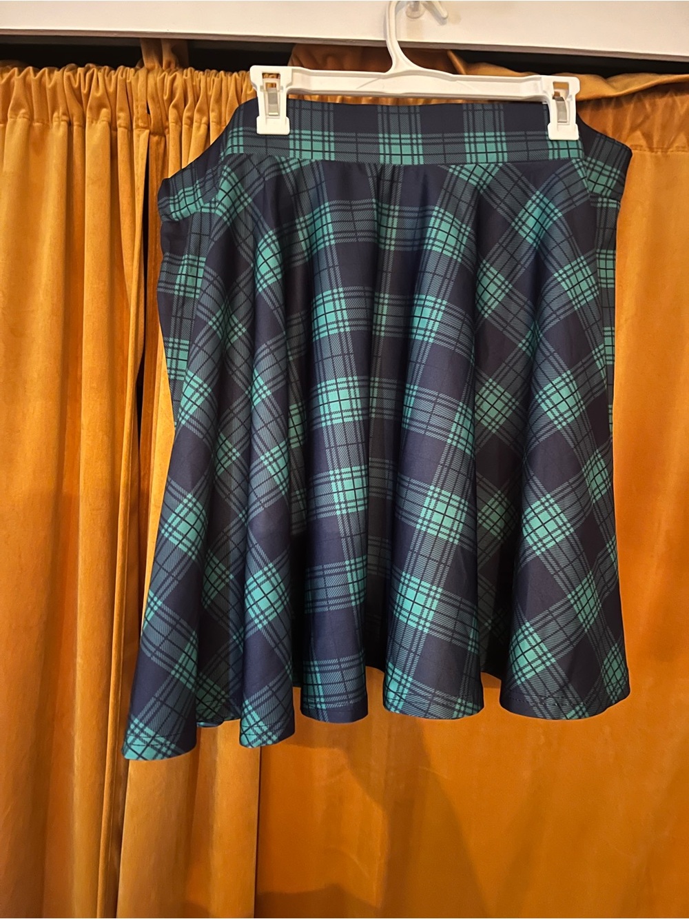 Women’s plaid skirt 3x